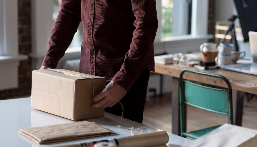 How E-commerce Can Help Small Businesses Expand Their Reach and Increase Sales