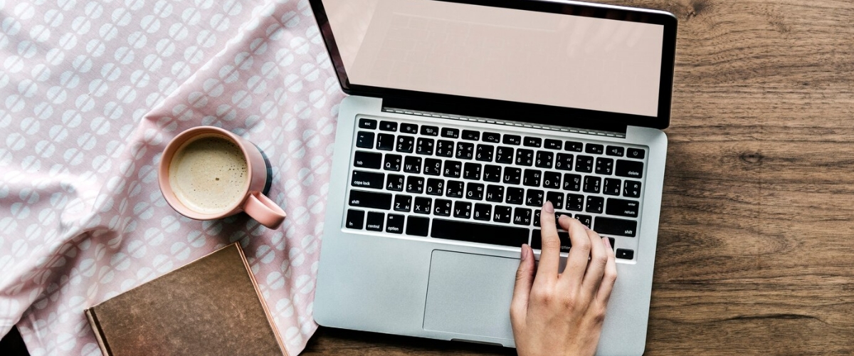 Why Every E-Commerce Business Needs to Start Writing a Blog
